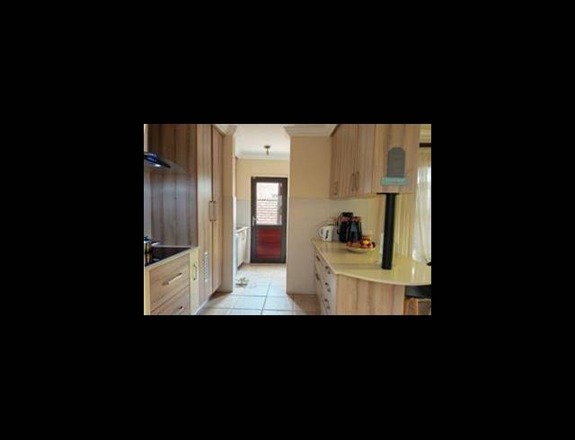3 BEDROOM HOUSE FOR SALE IN KARENPARK